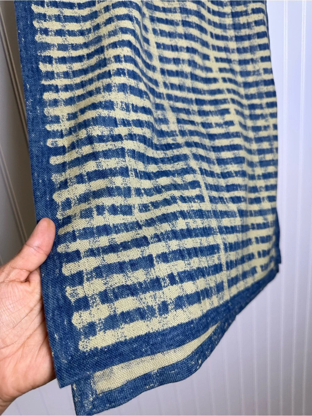 Williams Sonoma Navy and cream Green Plaid Table Runner Home Decor Kitchen